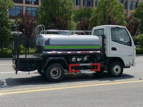 3噸灑水車(chē)價(jià)格查詢(xún)_國(guó)六3方凱馬K3柴油版藍(lán)牌綠化灑水車(chē)廠家價(jià)格