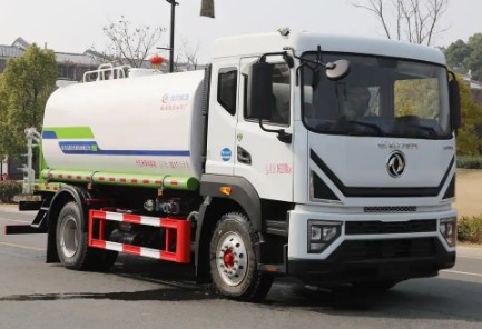 東風多利卡D9新款15方灑水車配置參數(shù)價格_程力灑水車廠家 東風多利卡D9新款15方灑水車配置參數(shù)價格_程力灑水車廠家